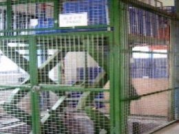 东莞大东电子公司阁楼货货梯4套